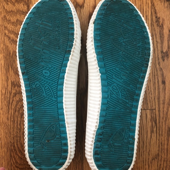 Blowfish Canvas Flats - Picture 3 of 3